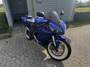 Yamaha  R1 til salg på mcsalg.dk