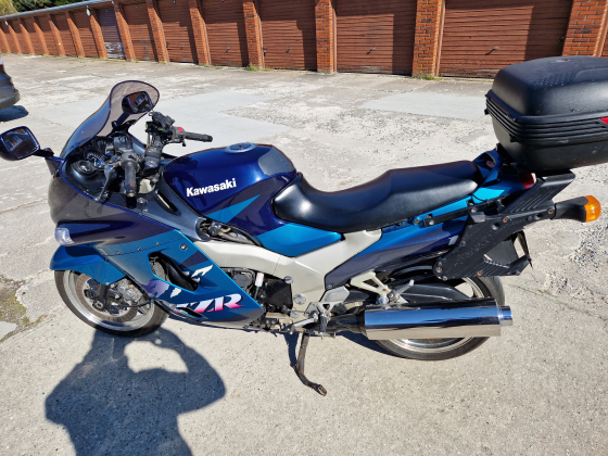 kawasaki zzr1100